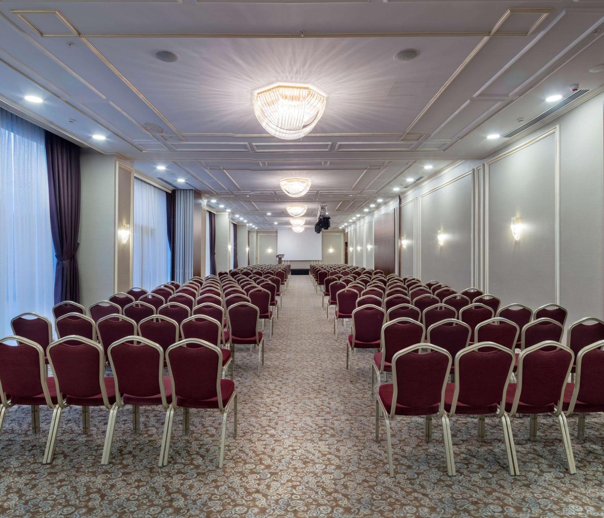Hilton Garden Beylikduzu 4* Istambul